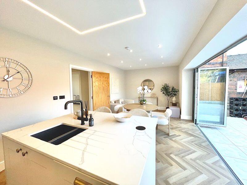 Additional image 4 of  Meadow View, Dosthill Road, Dosthill, Tamworth B77 1JB