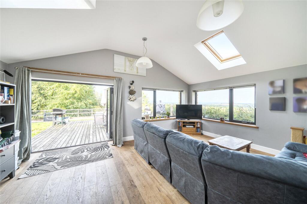 House in Taunton - View 5
