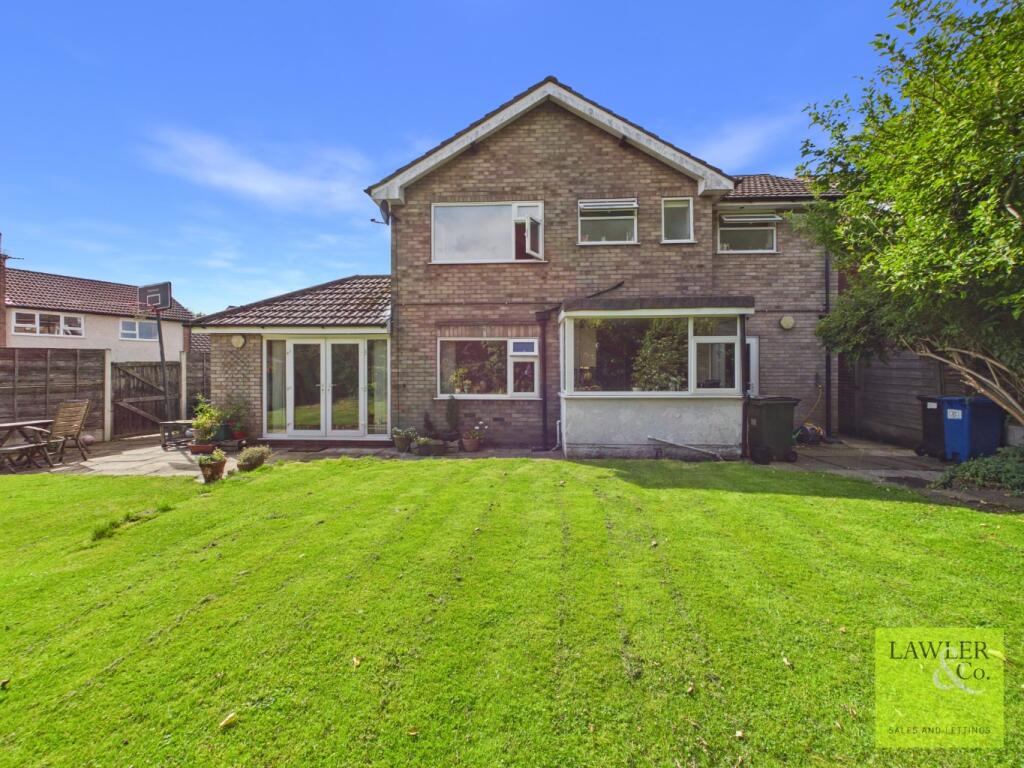 House in Stockport - View 2