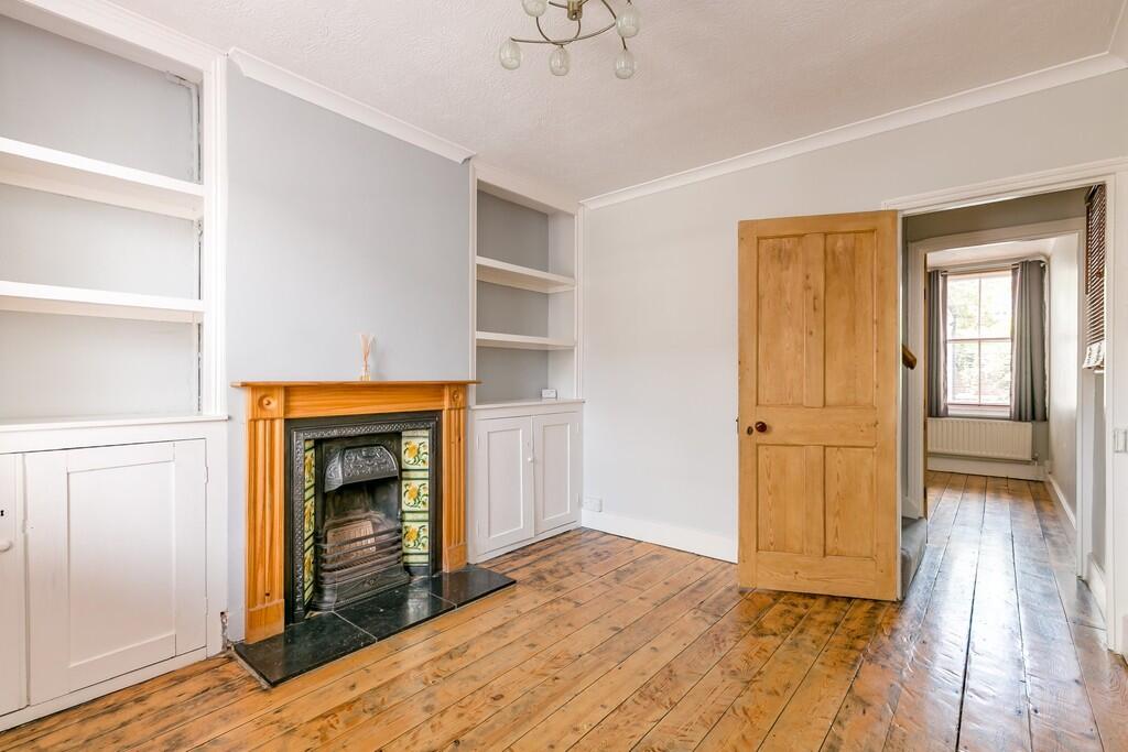 House in Guildford, Surrey - View 4