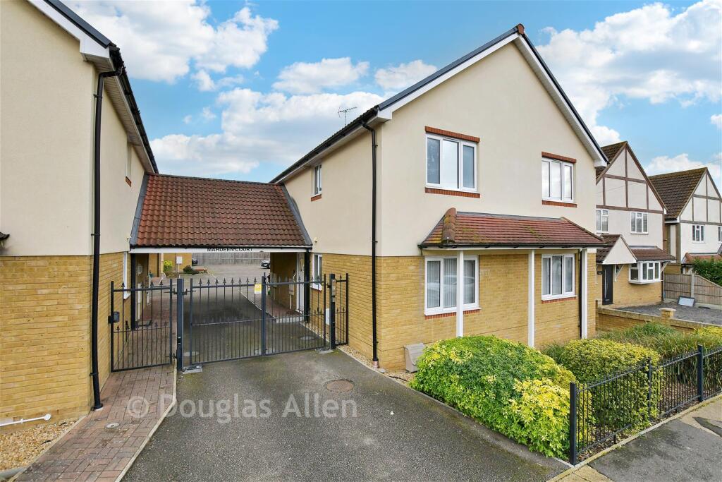 Main image of property: Irvon Hill Road, Wickford, Essex