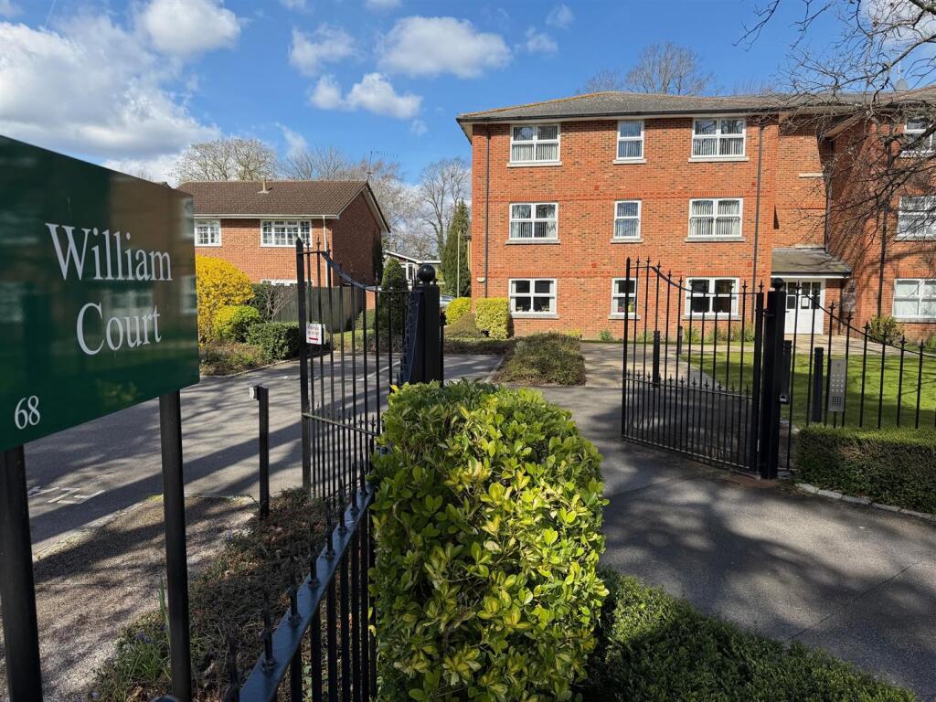 Main image of property: Guildford Road East, Farnborough, Hampshire