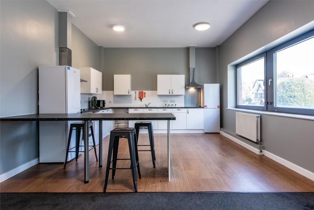 Main image of property: New Street, Nottingham, NG5