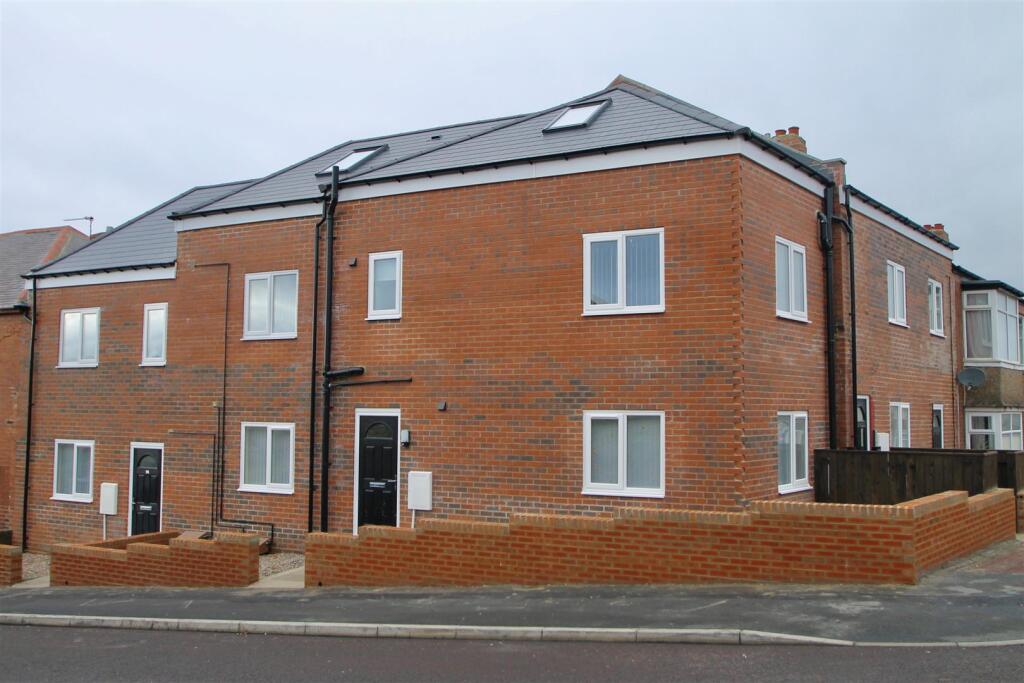 Main image of property: Deckham Terrace, Deckham, Gateshead