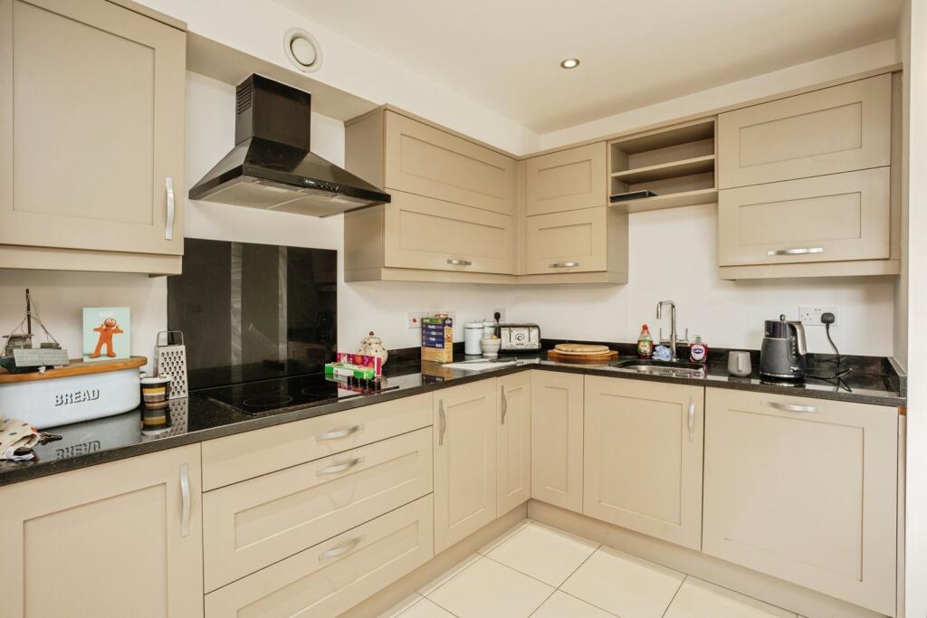 House in Nottingham - More