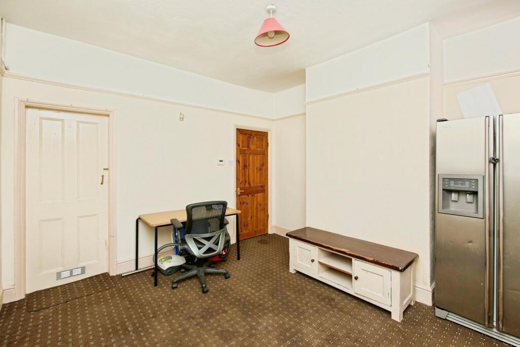 House in Derby - View 5
