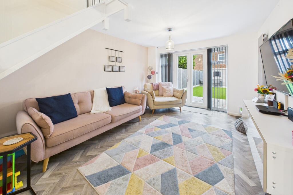 House in Dacorum, Woodhall Farm - View 2