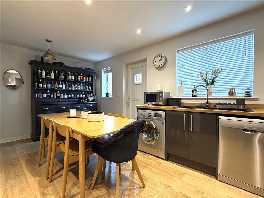 House in Peterborough - View 3