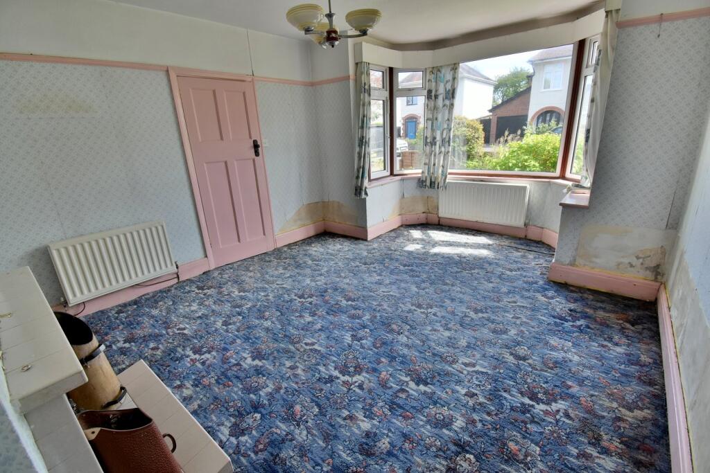 House in Ferndown - More