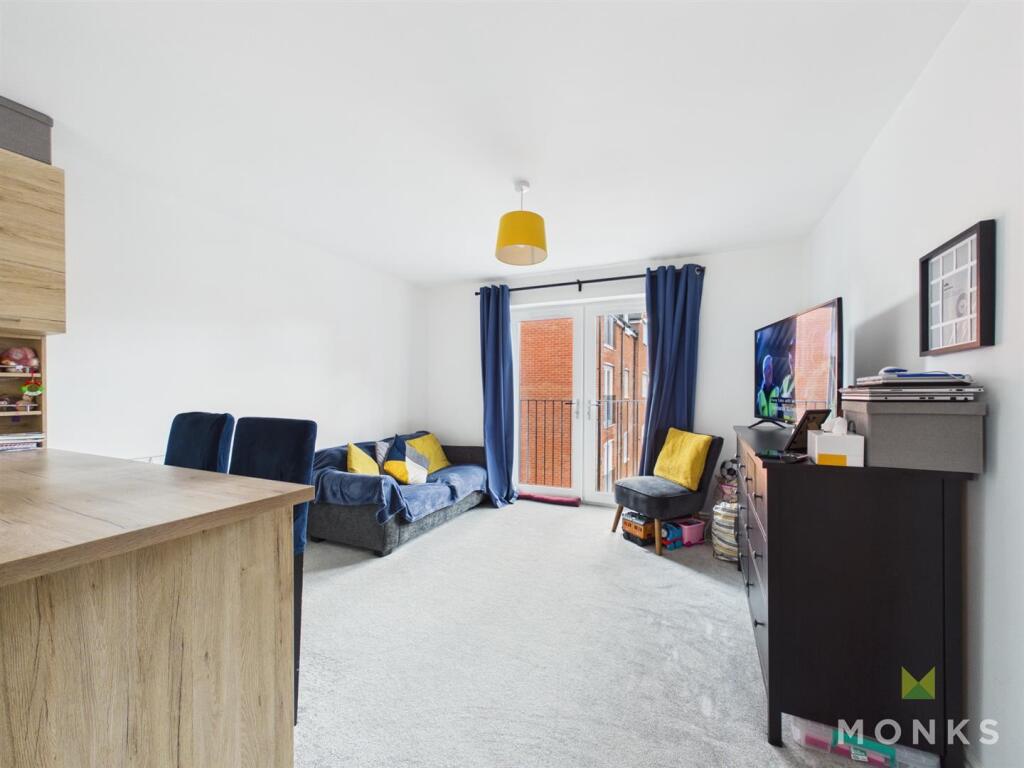 Apartment in Oswestry - View 2