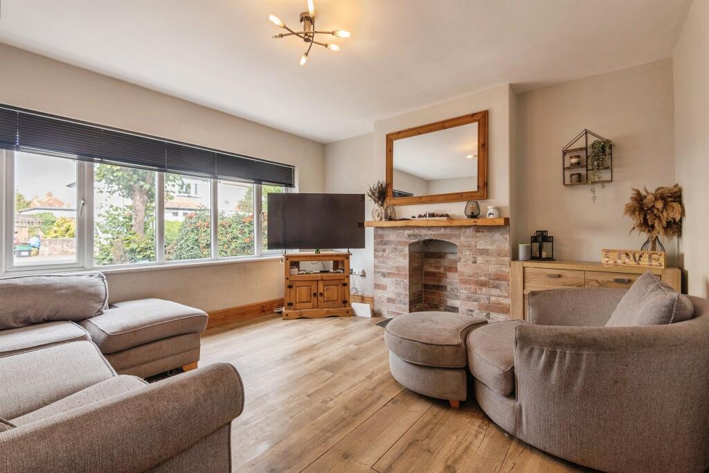 House in Taunton - View 4