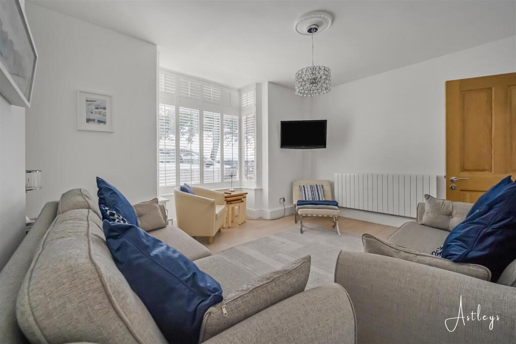 House in Swansea - View 4