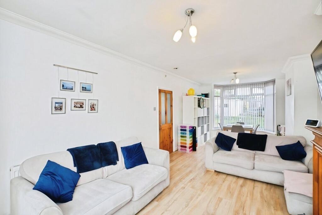 House in Birmingham, Banners Gate, Kingstanding - View 2
