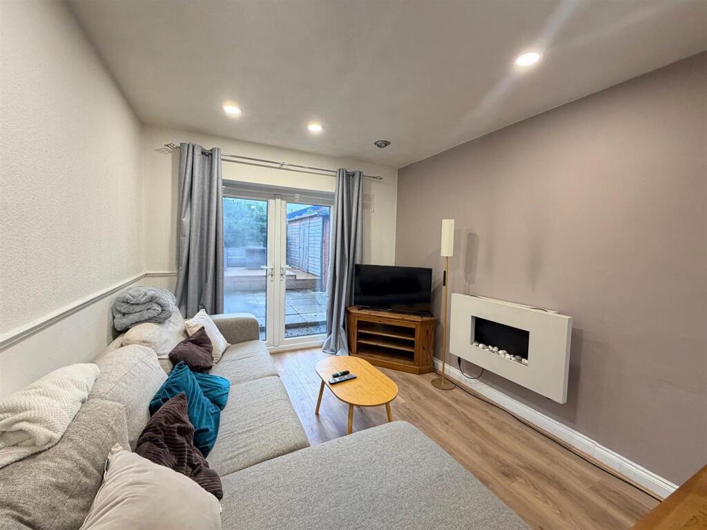 House in Bolton - View 5