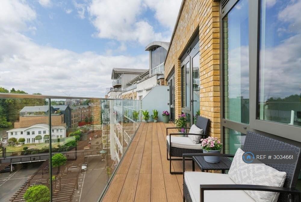 Apartment in London - View 4