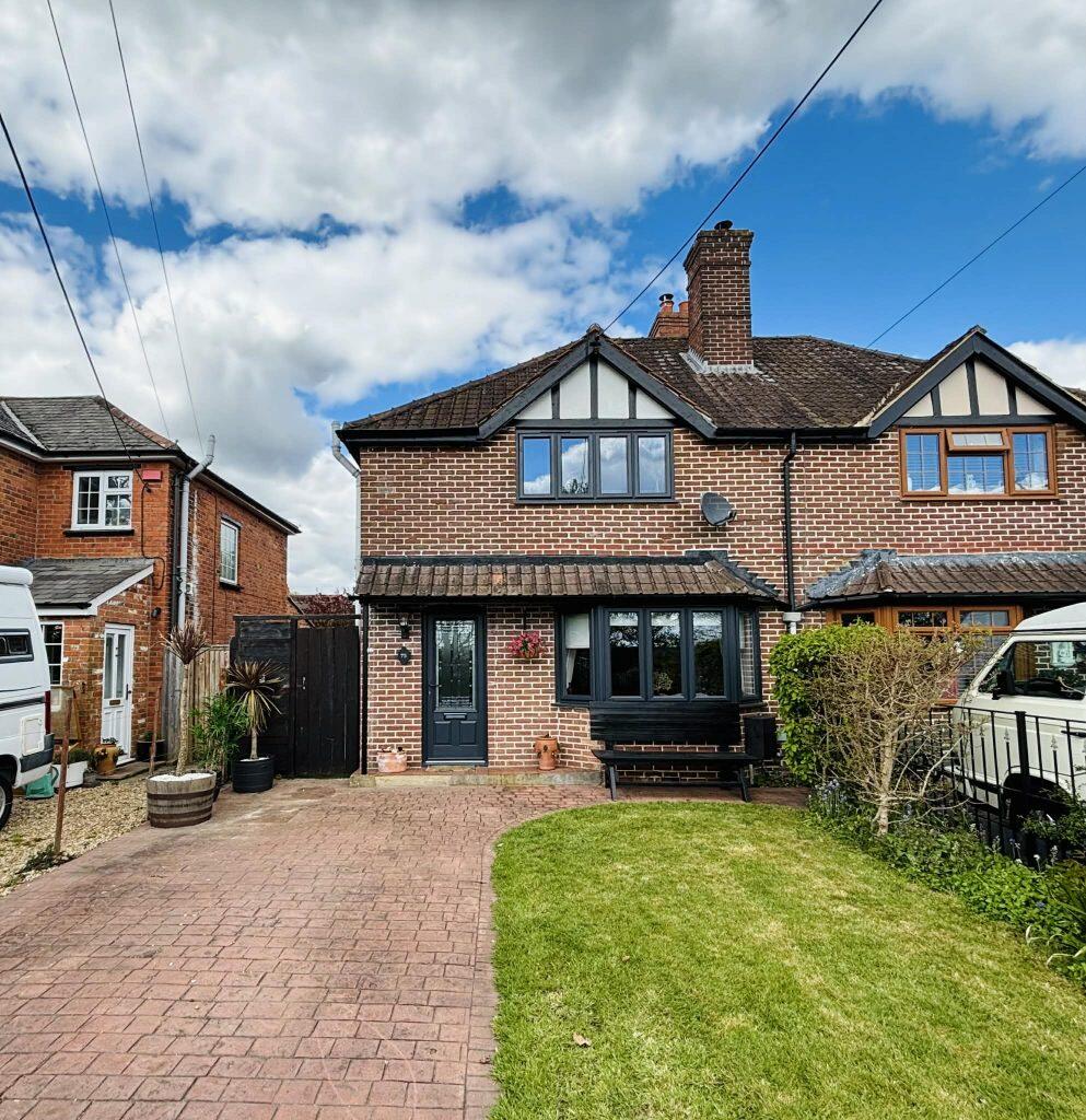 Main image of property: HENWICK LANE, THATCHAM