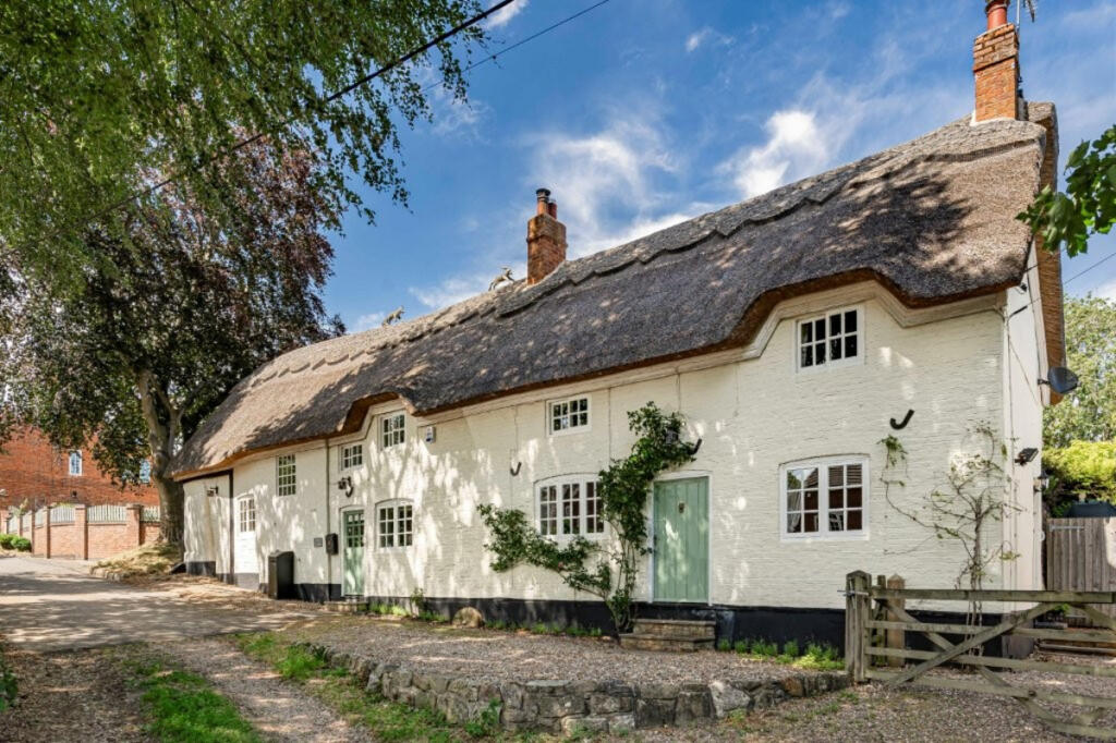 Main image of property: North Kilworth, Lutterworth, Leicestershire LE17 6EX