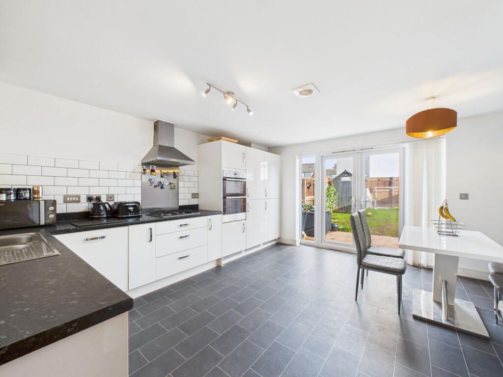 Waddeton Road, White Rock, Paignton - View 4