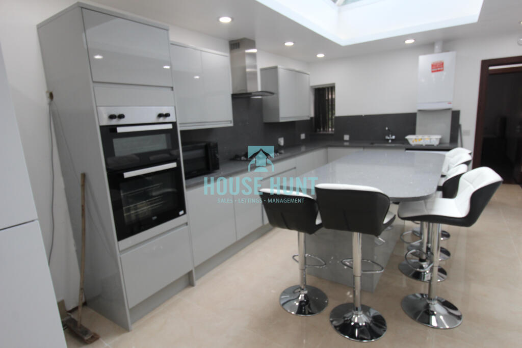 House in Birmingham - View 4