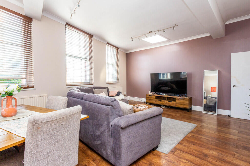 Apartment in Rushden, North Northamptonshire - View 4