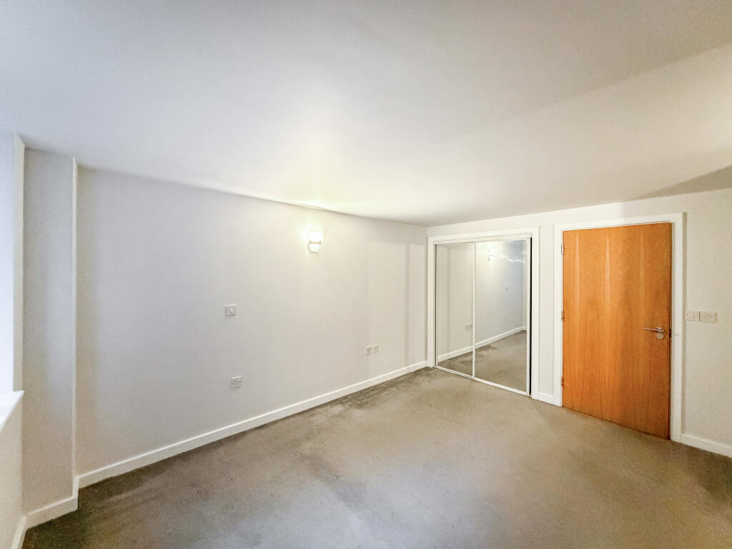 Apartment in Leicester - View 5