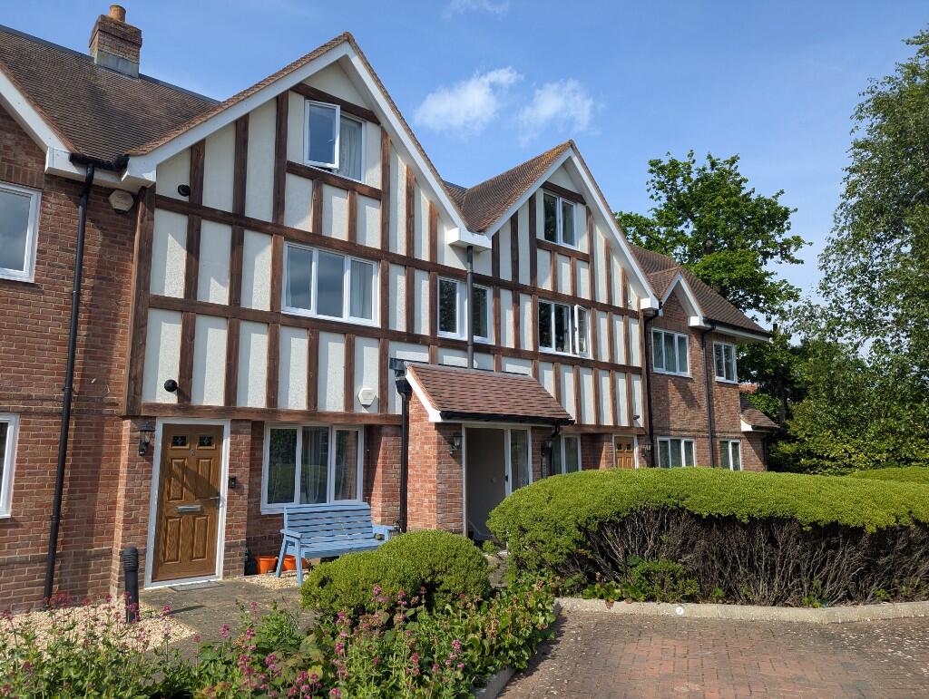 Main image of property: Charlton Road, Wantage, Oxfordshire, OX12