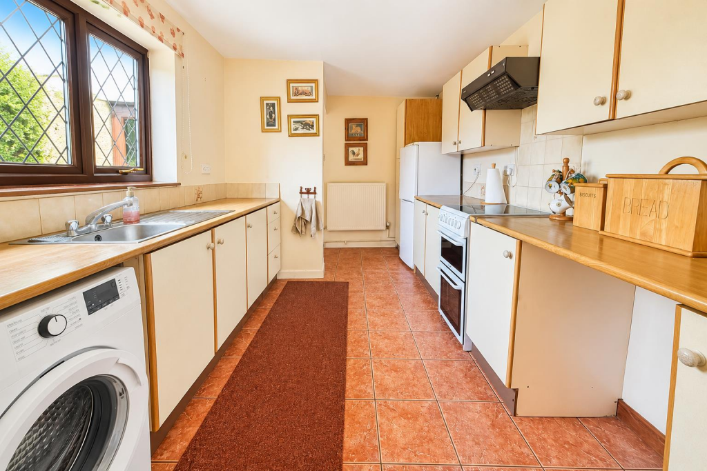 House in Bristol, Bitton - View 5