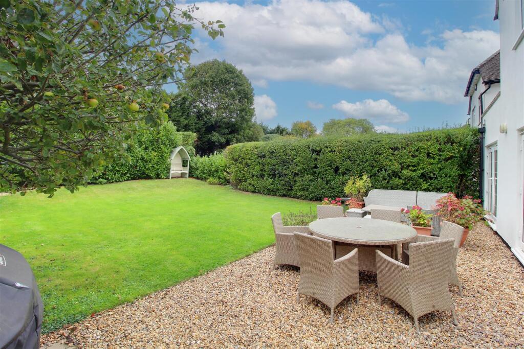 Additional image 37 of Moffats Lane, Brookmans Park