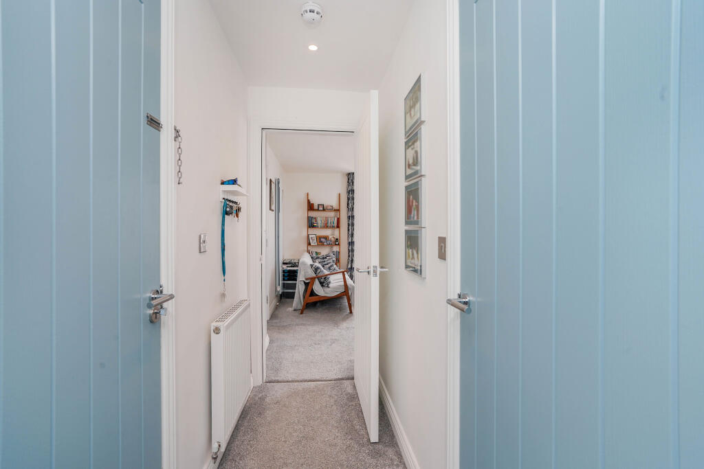 Apartment in Bridlington, East Riding of Yorkshire - View 5