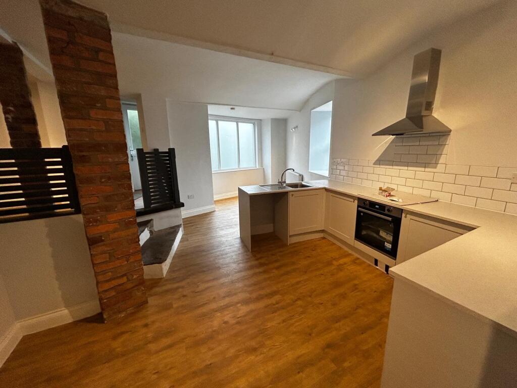 Main image of property: Stamford Street, Stalybridge,