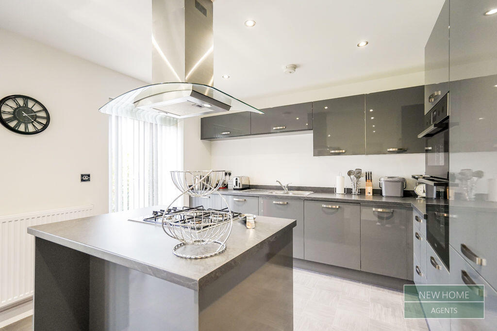House in Chorley, Jubilee Gardens, Euxton - View 4
