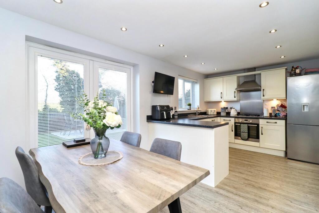 Buckthorn Crescent, The Elms, Stockton-On-Tees, TS21 3LD photo 2
