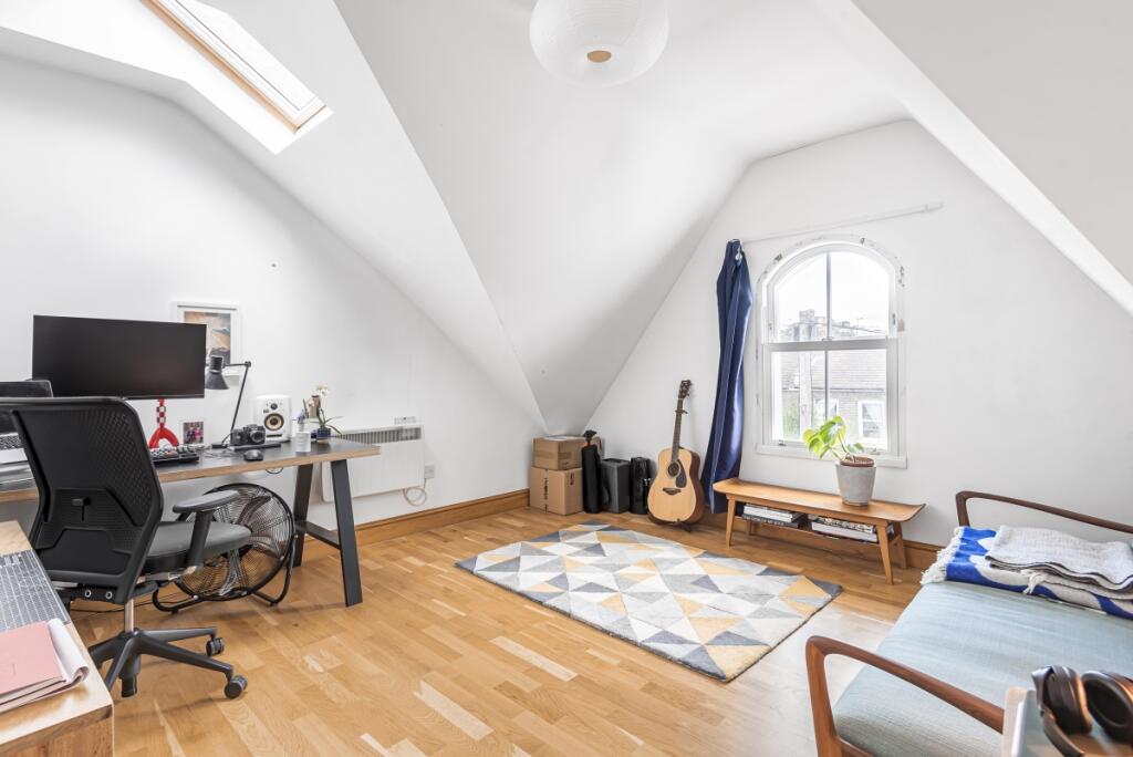 Apartment in London - View 4