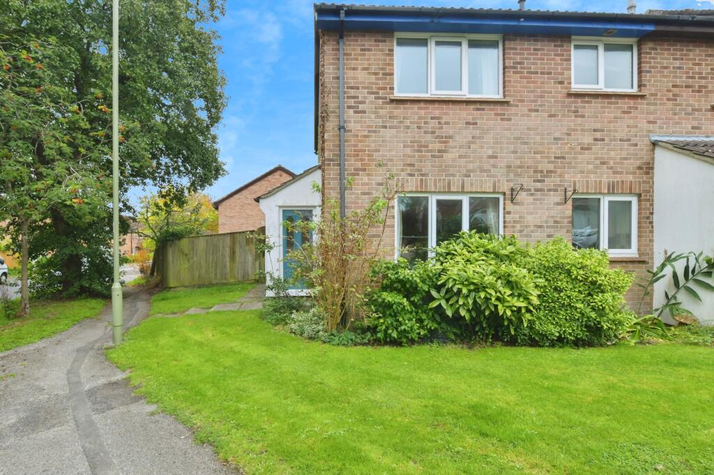 Main image of property: Ringbury, Lymington, SO41