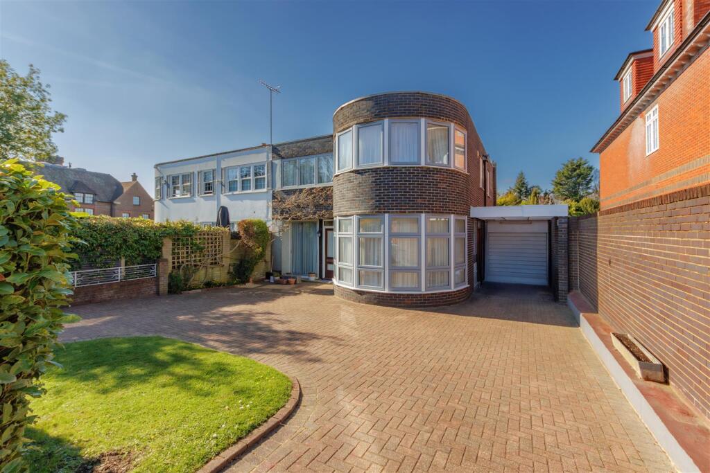 Main image of property: View Road, Highgate, London, N6