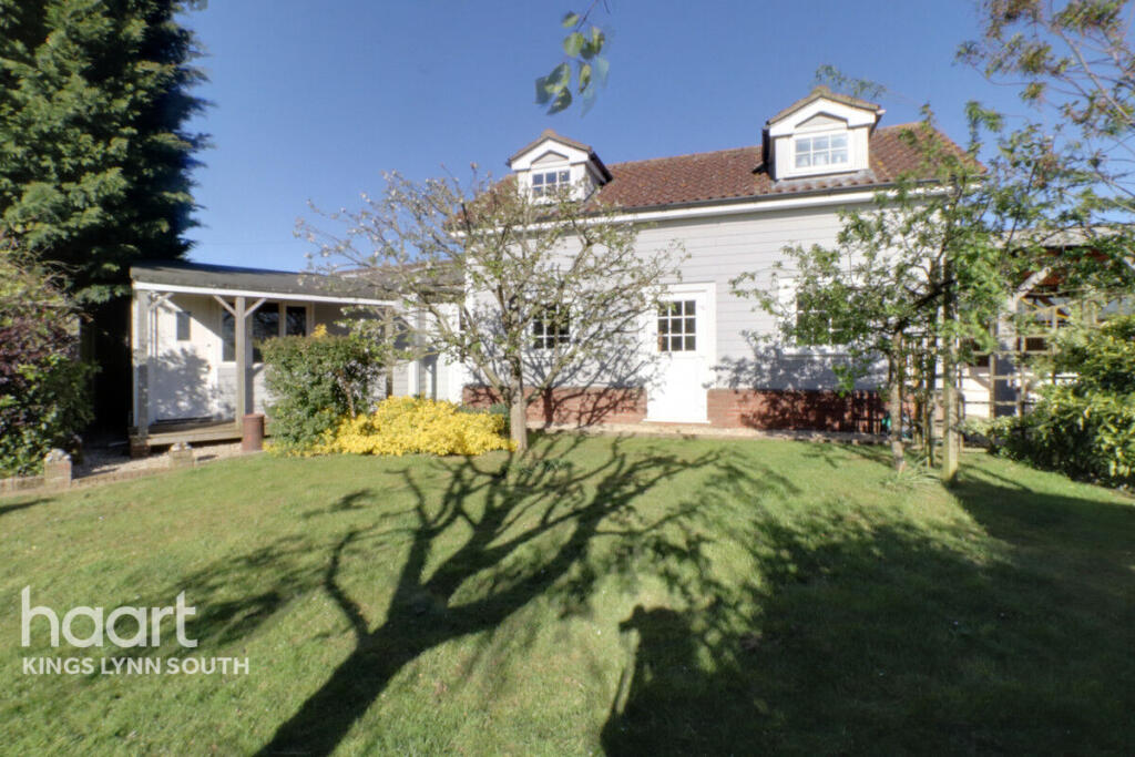 House in Peterborough - View 4