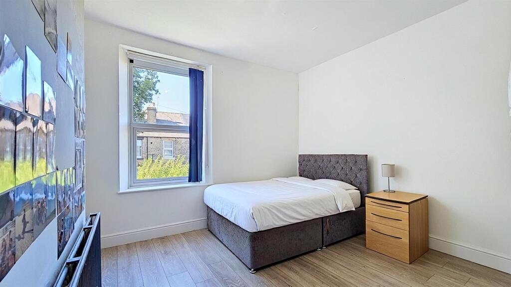 House in Sheffield - View 4