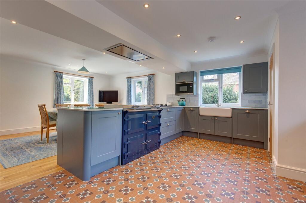 Kelling Road, Holt, Norfolk, NR25 photo 4