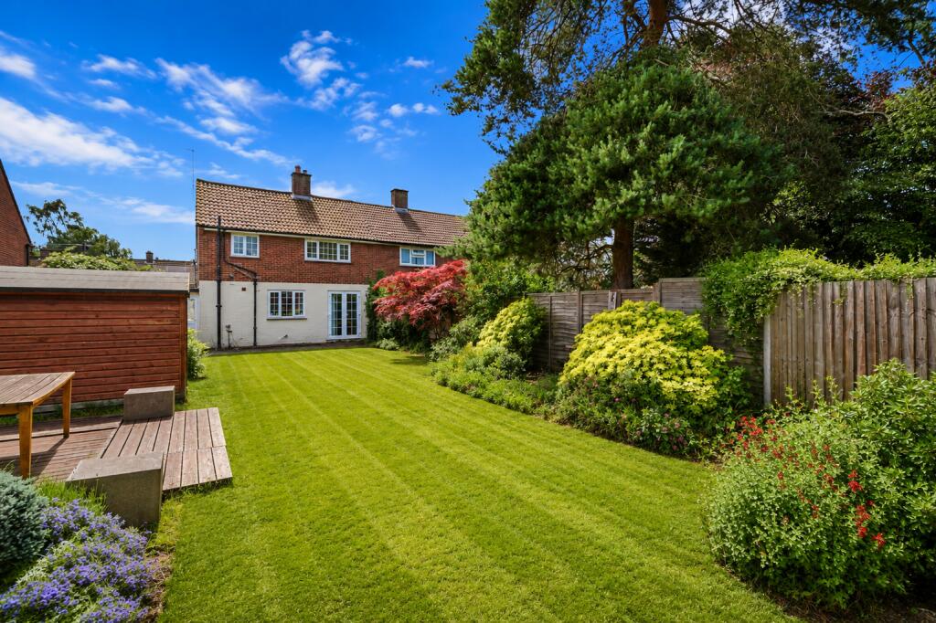 Manor Road, London Colney, St. Albans, Hertfordshire, AL2 photo 4