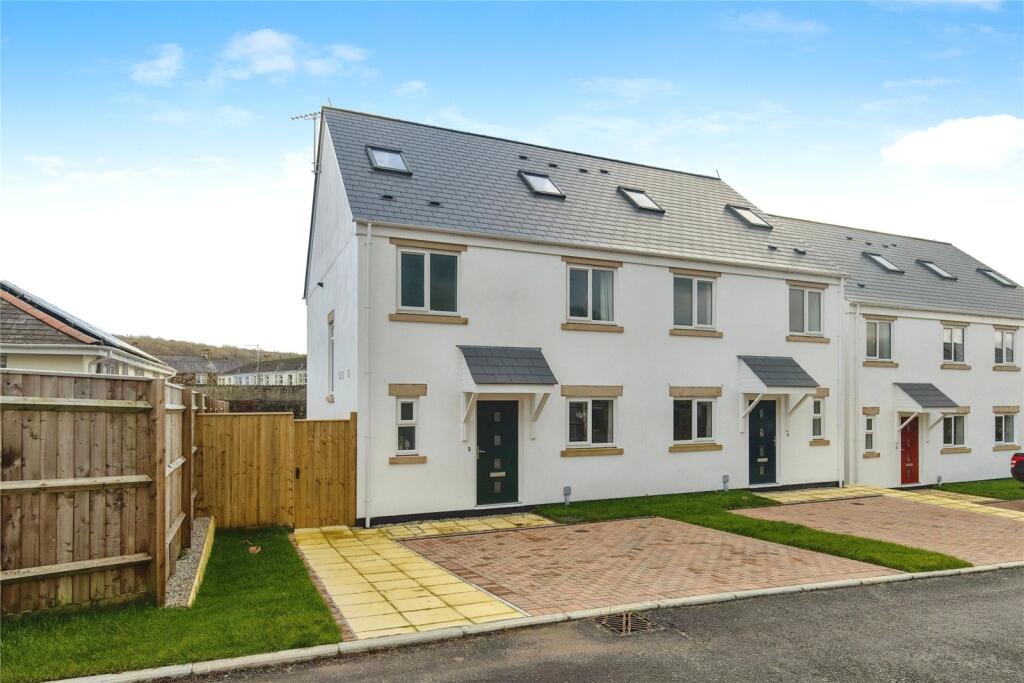 4-bed semi-detached on Corporation Road, Bodmin, Cornwall, PL31, £270,000