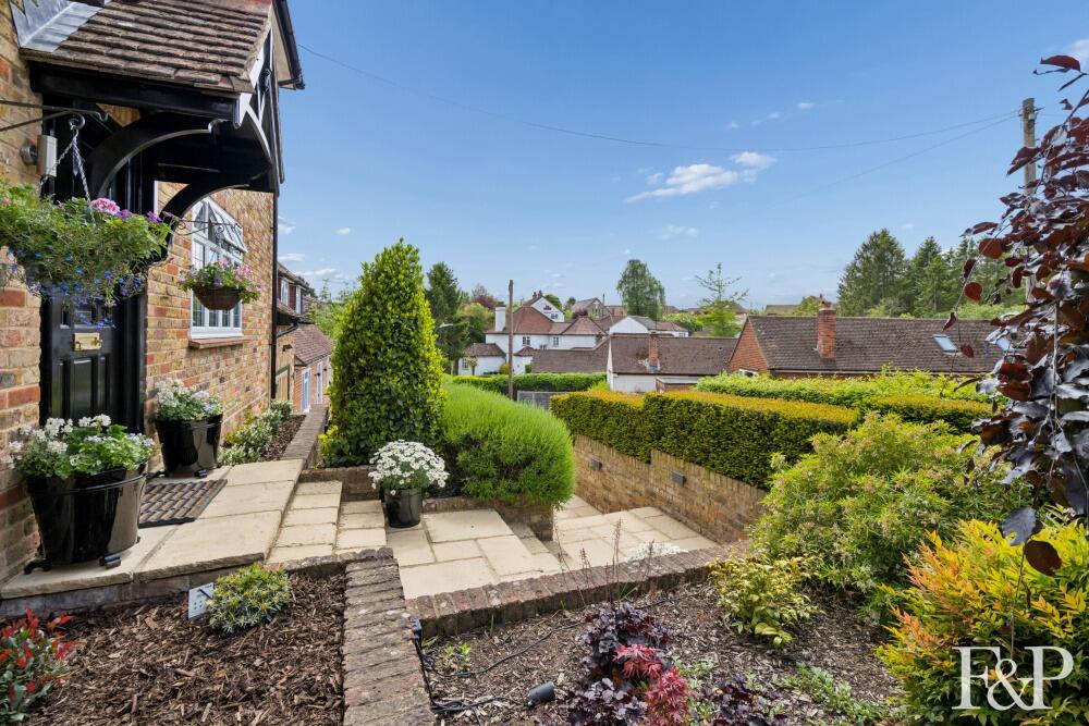 House in Chalfont St. Giles, Dibden Hill, Chalfont St Giles - More