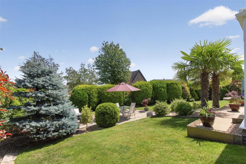 House in Mansfield, Berry Hill - View 2