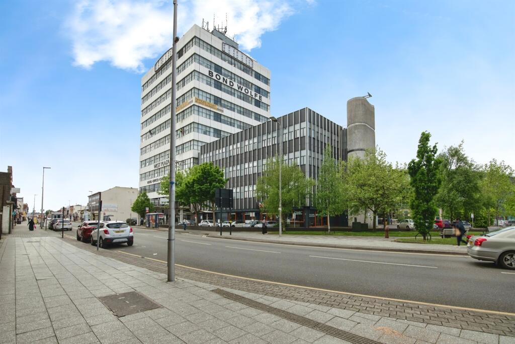 High Street, WEST BROMWICH