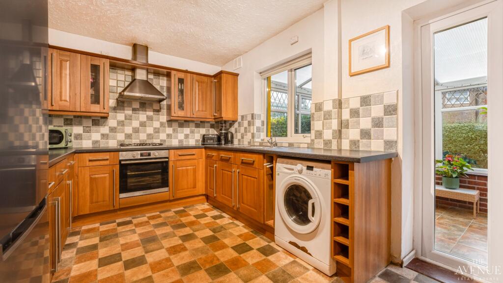 House in Staffordshire Moorlands, Alton - More