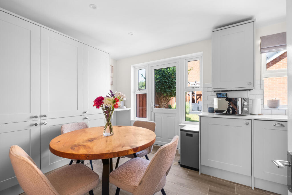 House in Bromsgrove - View 5