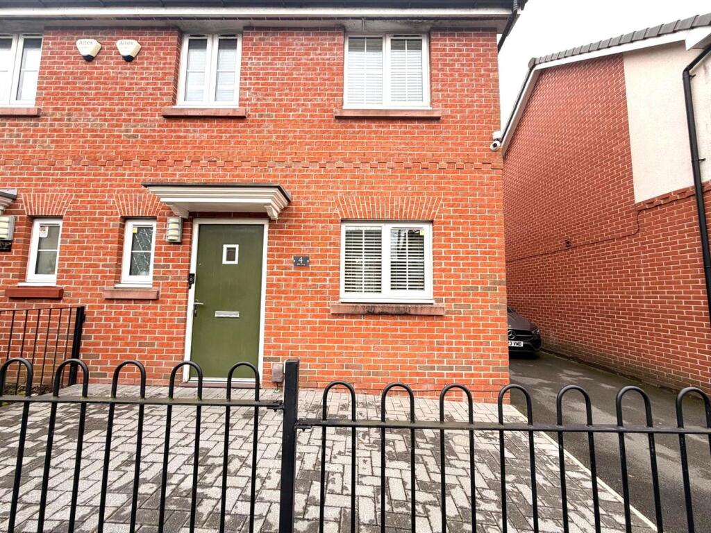 Main image of property: Elm Way, Chadderton, Oldham