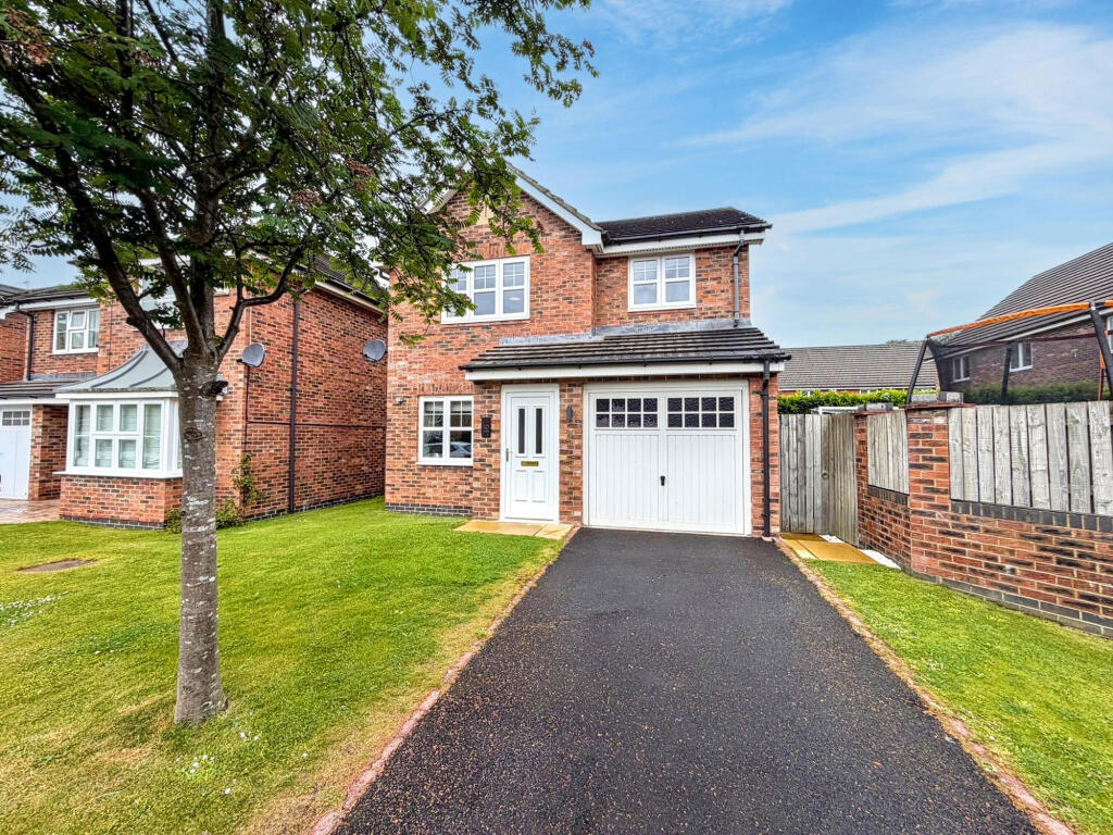 Main image of property: Briar Vale, Whitley Bay, Tyne and Wear, NE25 9AZ