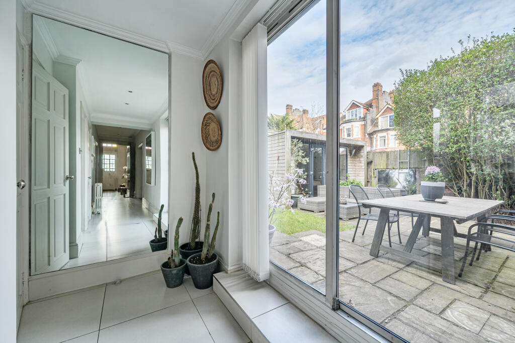 Apartment in London, Muswell Hill - View 5