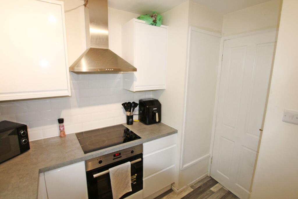 Apartment in Warrington, Birchwood - View 5