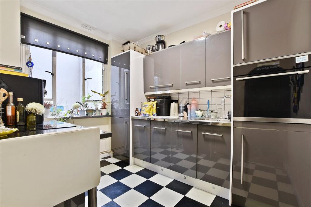 Apartment in London, Marylebone - View 4